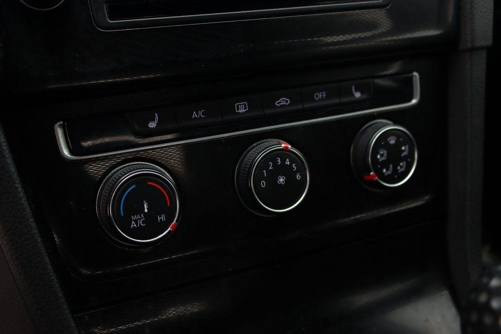 Volkswagen GTI  2015