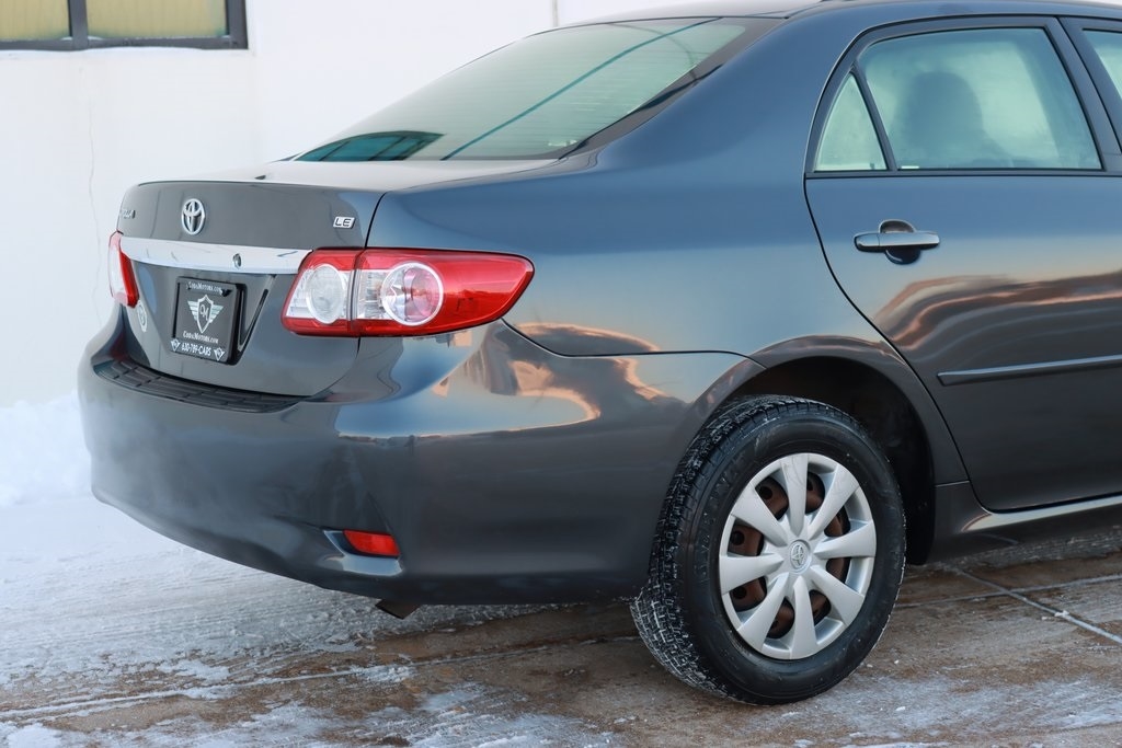 Toyota Corolla  2011