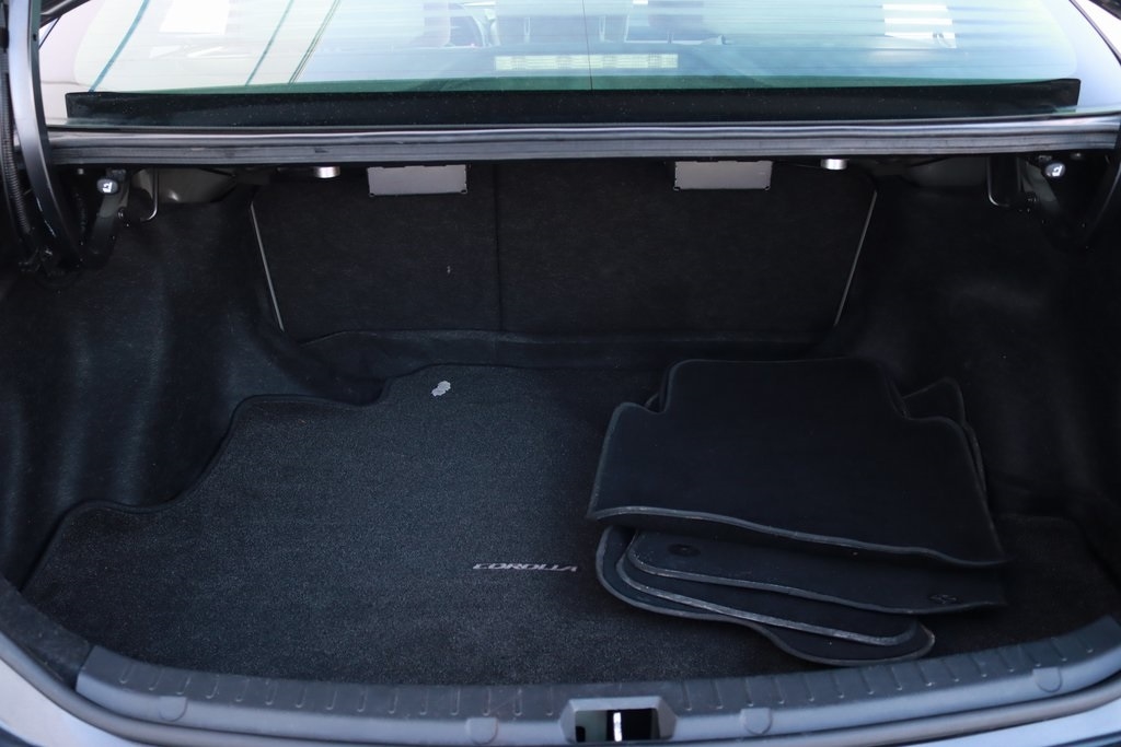 Toyota Corolla  2011