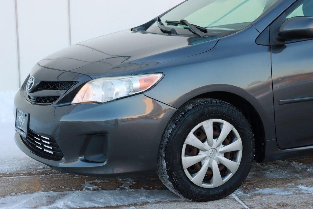 Toyota Corolla  2011