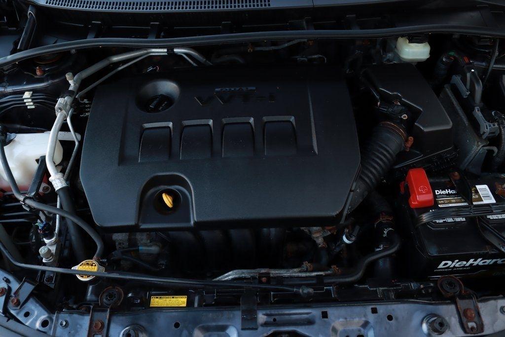 Toyota Corolla  2011