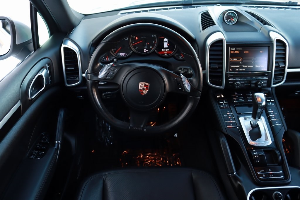 Porsche Cayenne  2013