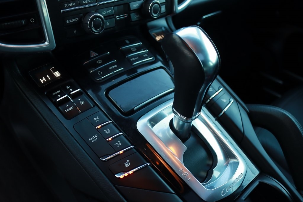 Porsche Cayenne  2013