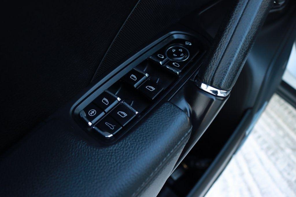 Porsche Cayenne  2013