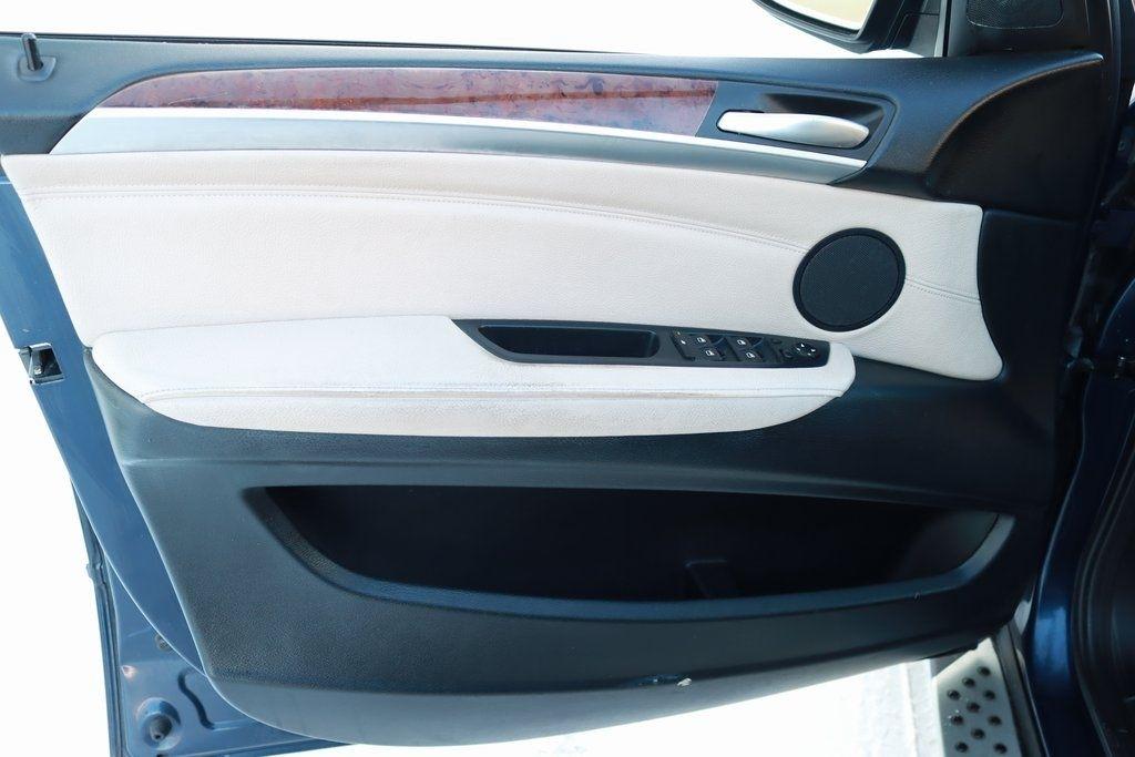 BMW X5  2013