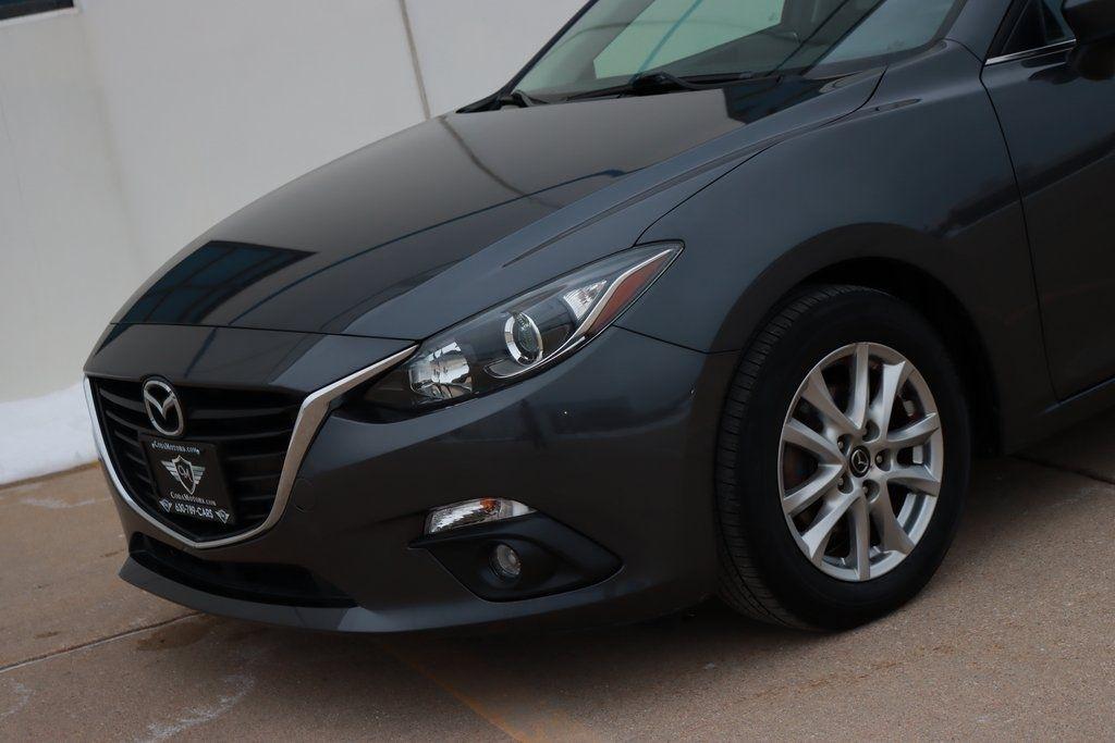 Mazda MAZDA3  2015