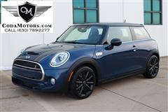2016 MINI Cooper 