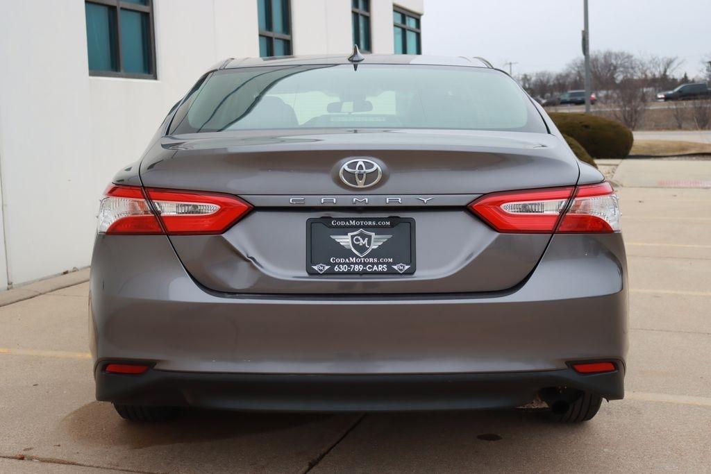 Toyota Camry  2019