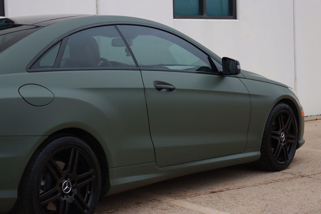 Mercedes-Benz E-Class  2010