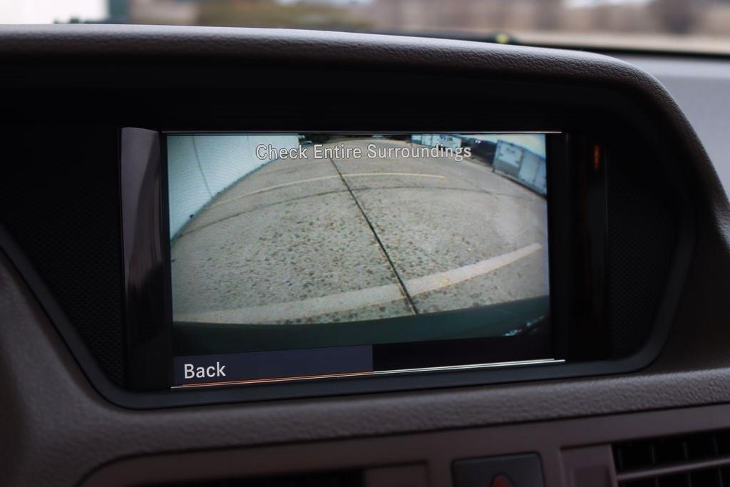 Mercedes-Benz E-Class  2010