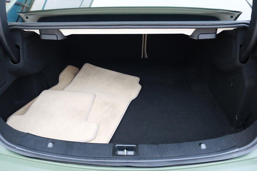 Mercedes-Benz E-Class  2010