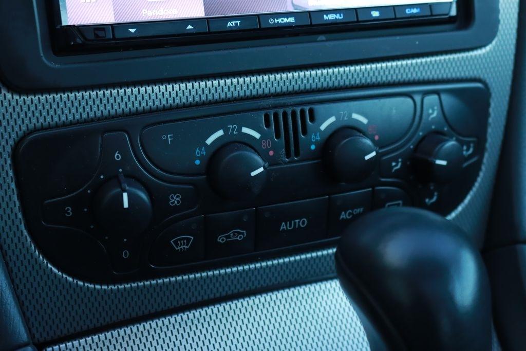 Mercedes-Benz C-Class  2004