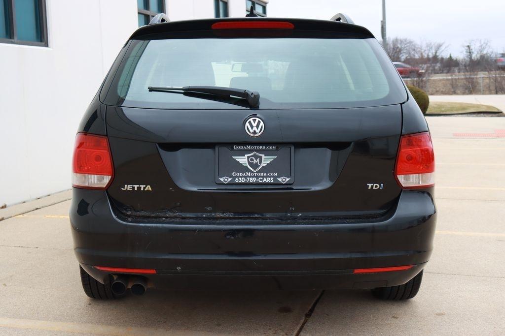 Volkswagen Jetta SportWagen  2011
