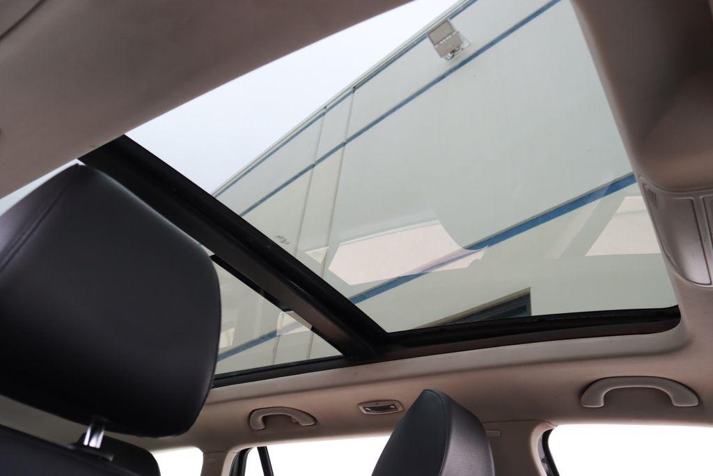 Volkswagen Jetta SportWagen  2011