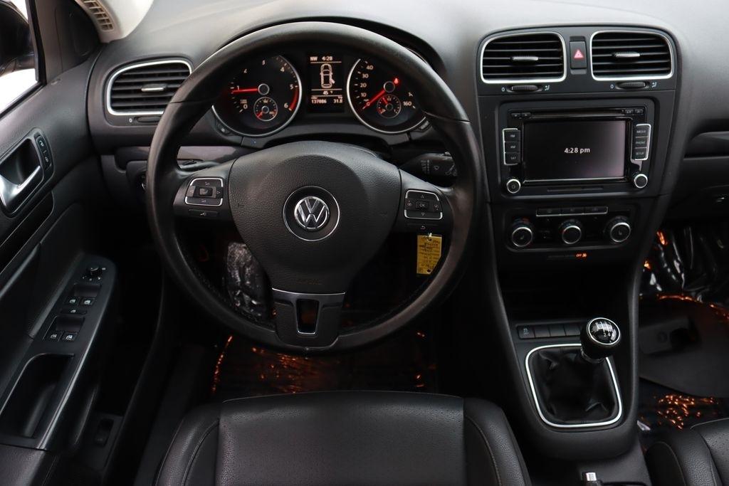 Volkswagen Jetta SportWagen  2011