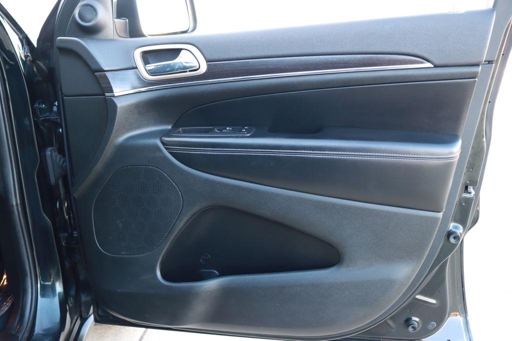 Jeep Grand Cherokee  2014