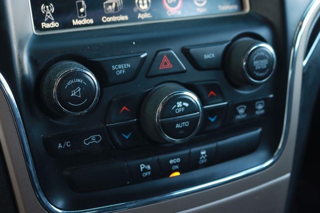 Jeep Grand Cherokee  2014