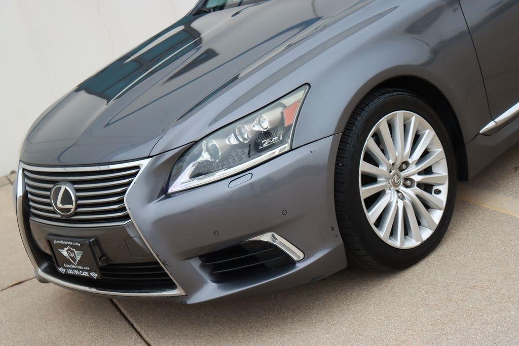 Lexus LS 460  2015