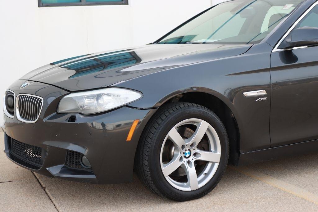 BMW 5-Series  2012