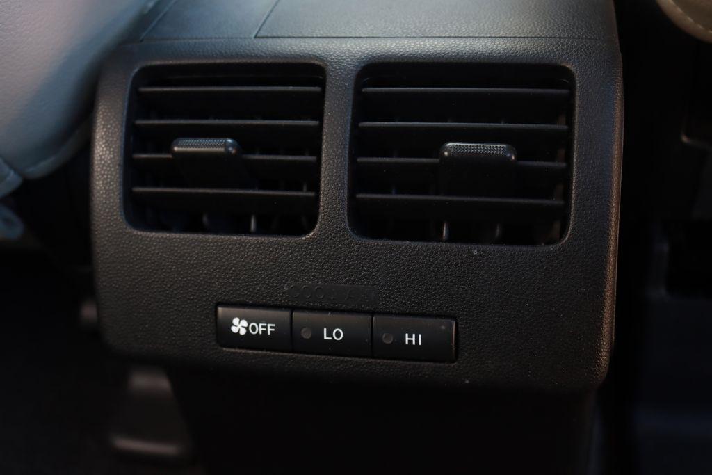 Mazda MAZDA5  2012