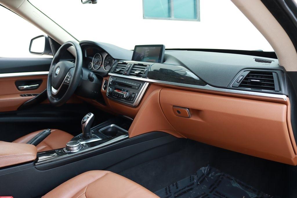 BMW 3-Series Gran Turismo  2015