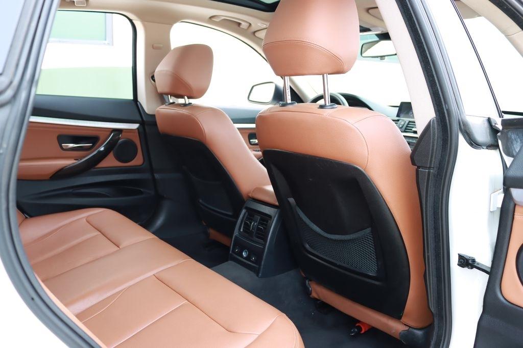 BMW 3-Series Gran Turismo  2015