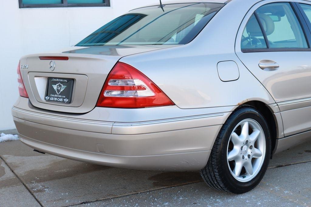 Mercedes-Benz C-Class  2001