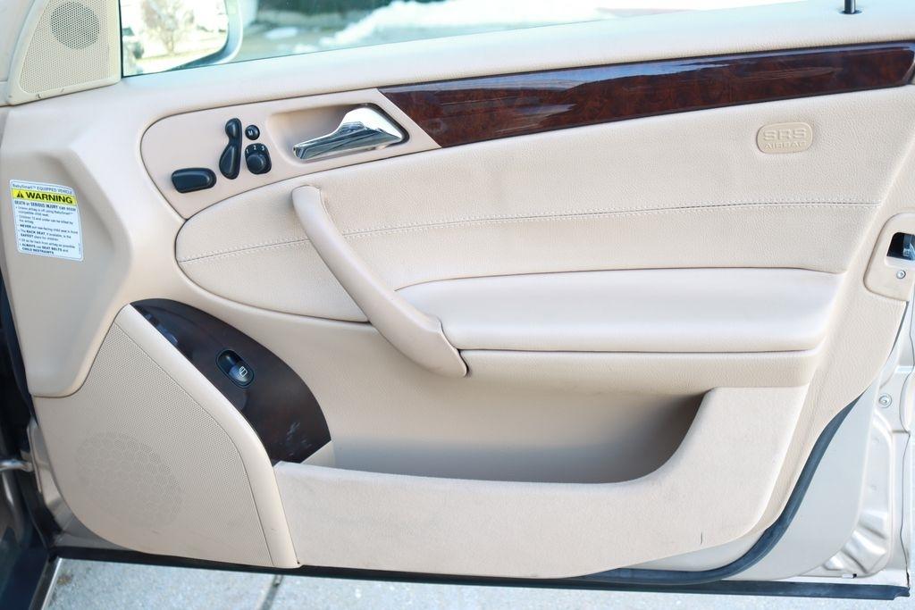 Mercedes-Benz C-Class  2001