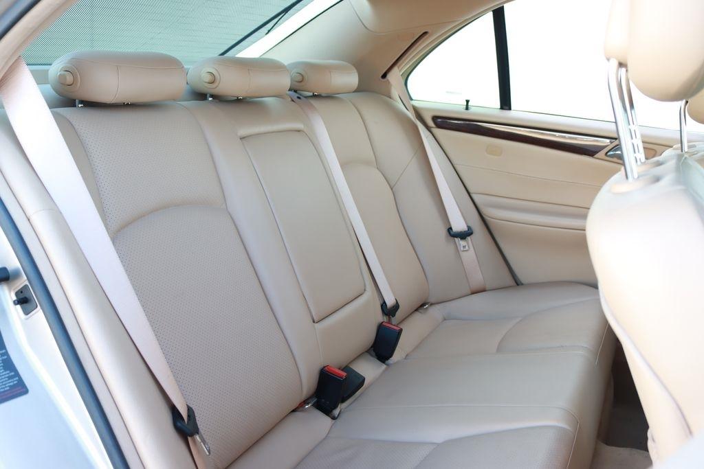 Mercedes-Benz C-Class  2001