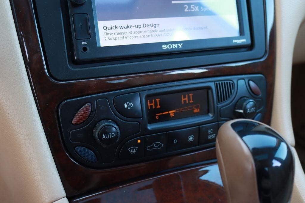 Mercedes-Benz C-Class  2001