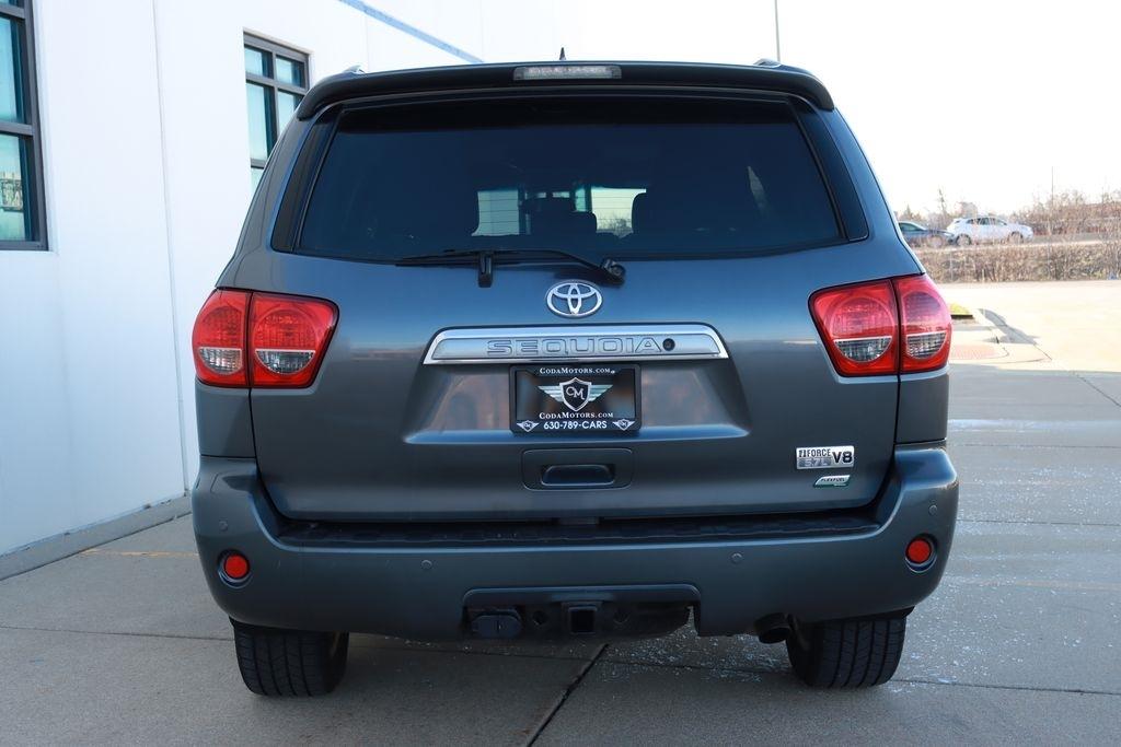 Toyota Sequoia  2016
