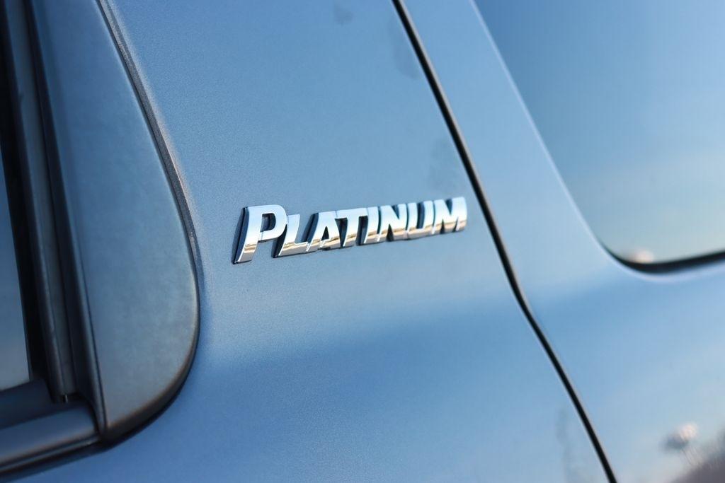 Toyota Sequoia  2016