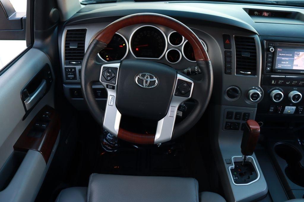 Toyota Sequoia  2016