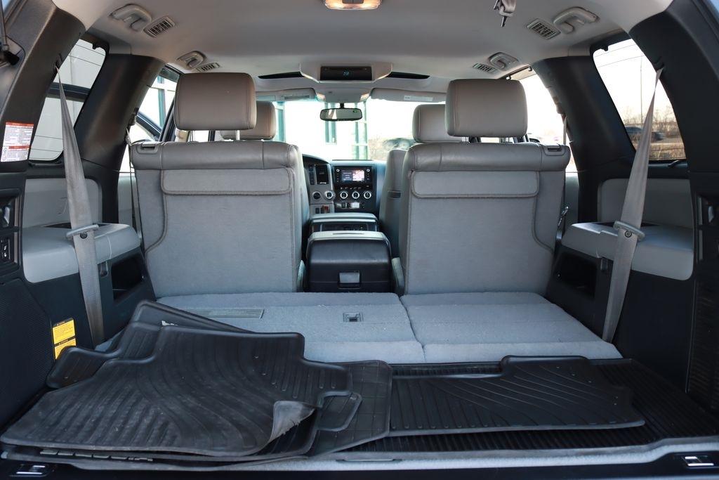 Toyota Sequoia  2016