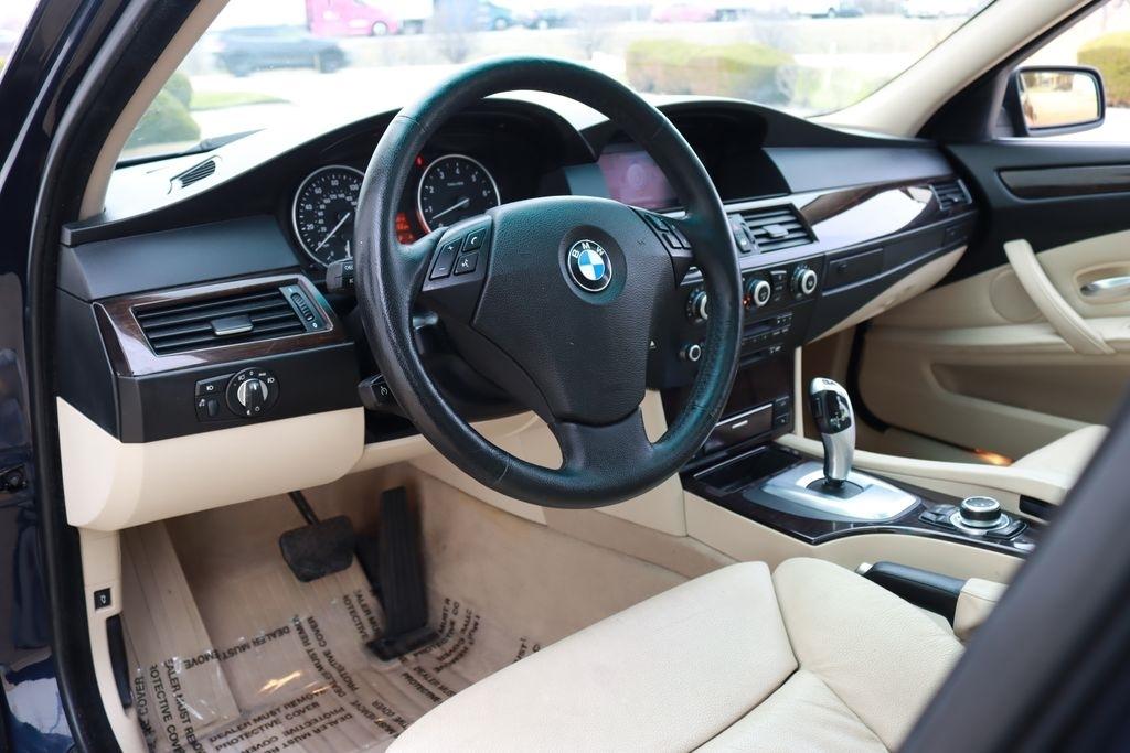 BMW 5-Series  2009