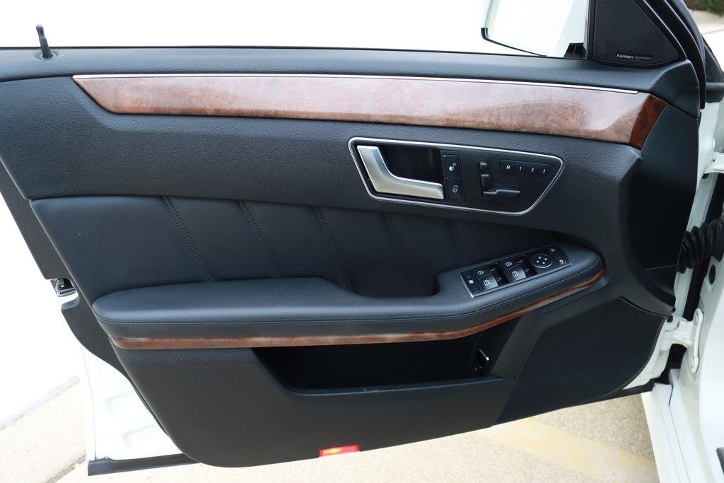 Mercedes-Benz E-Class  2012