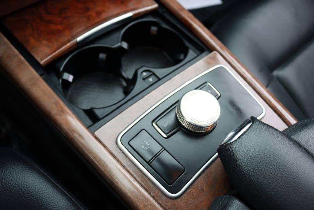 Mercedes-Benz E-Class  2012