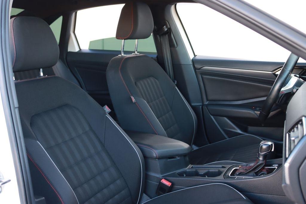 Volkswagen Jetta  2019