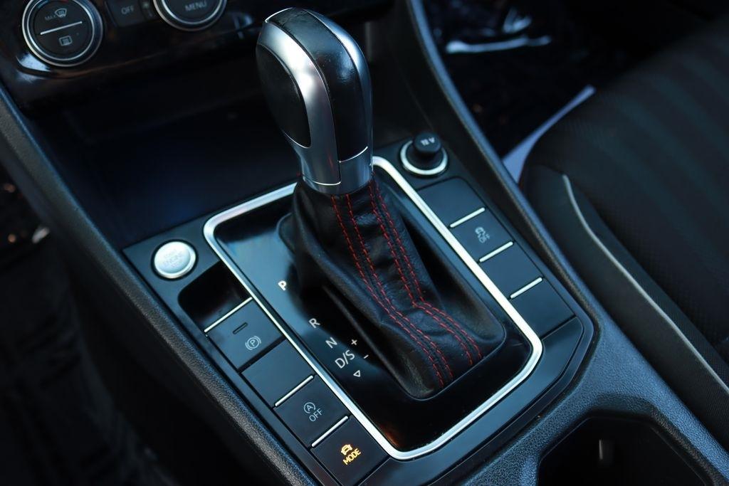 Volkswagen Jetta  2019