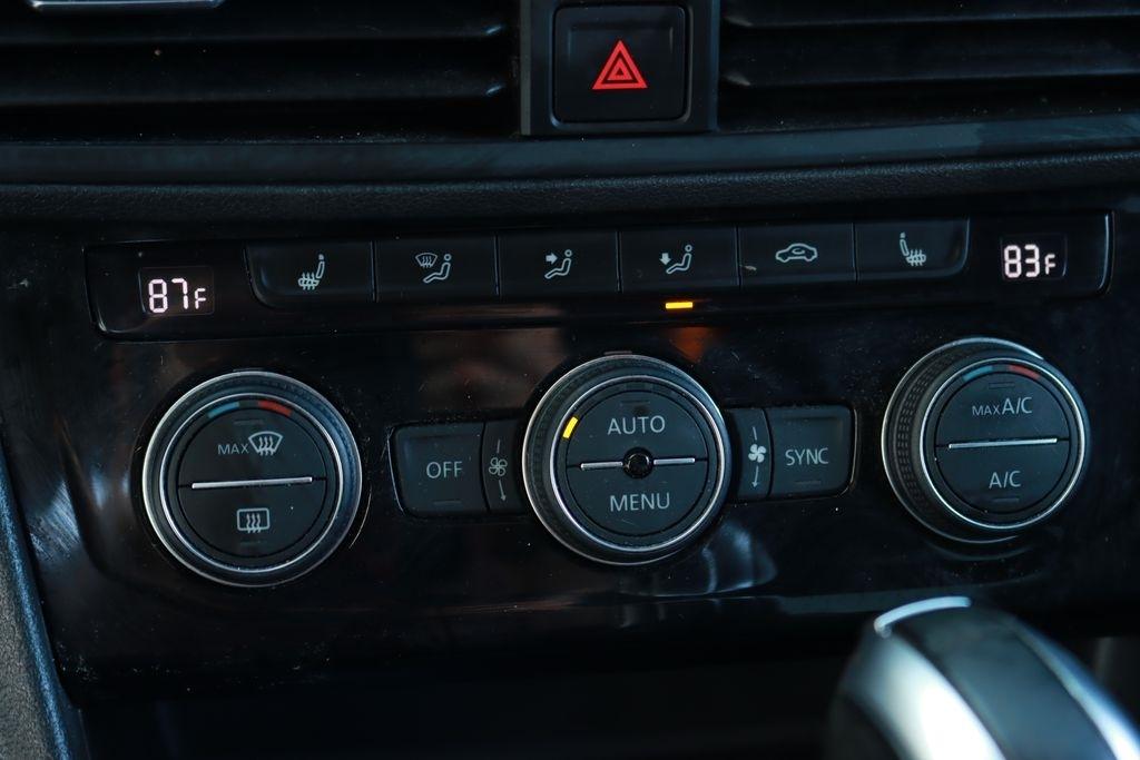 Volkswagen Jetta  2019