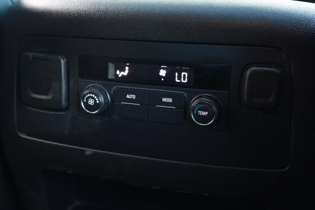 Chevrolet Tahoe  2017