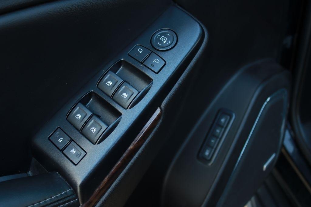 Chevrolet Tahoe  2017