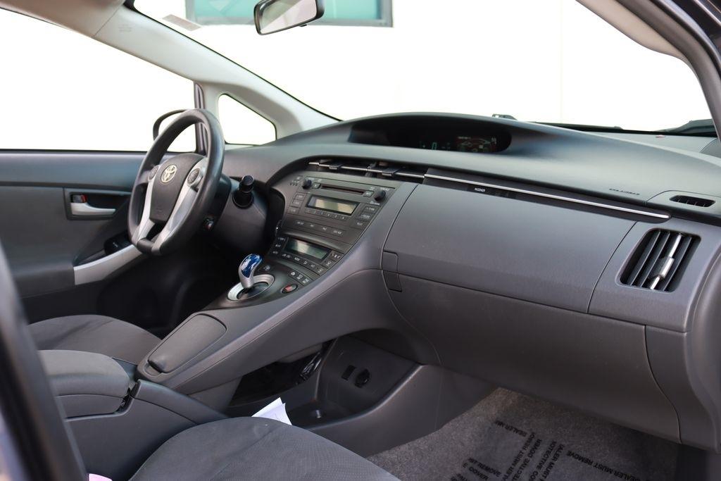 Toyota Prius  2010