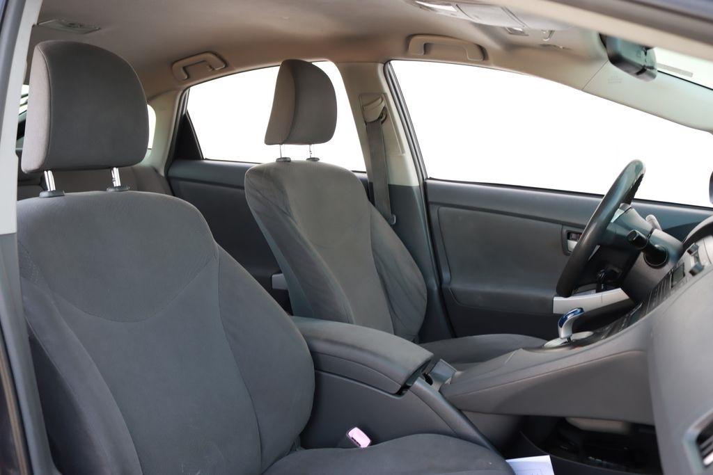 Toyota Prius  2010