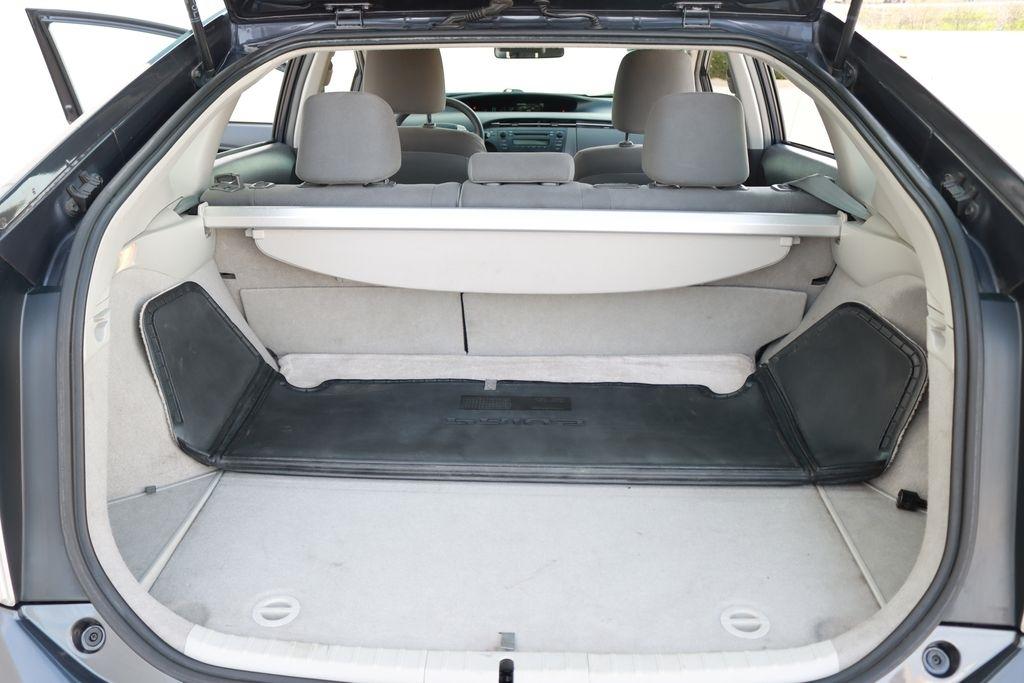 Toyota Prius  2010