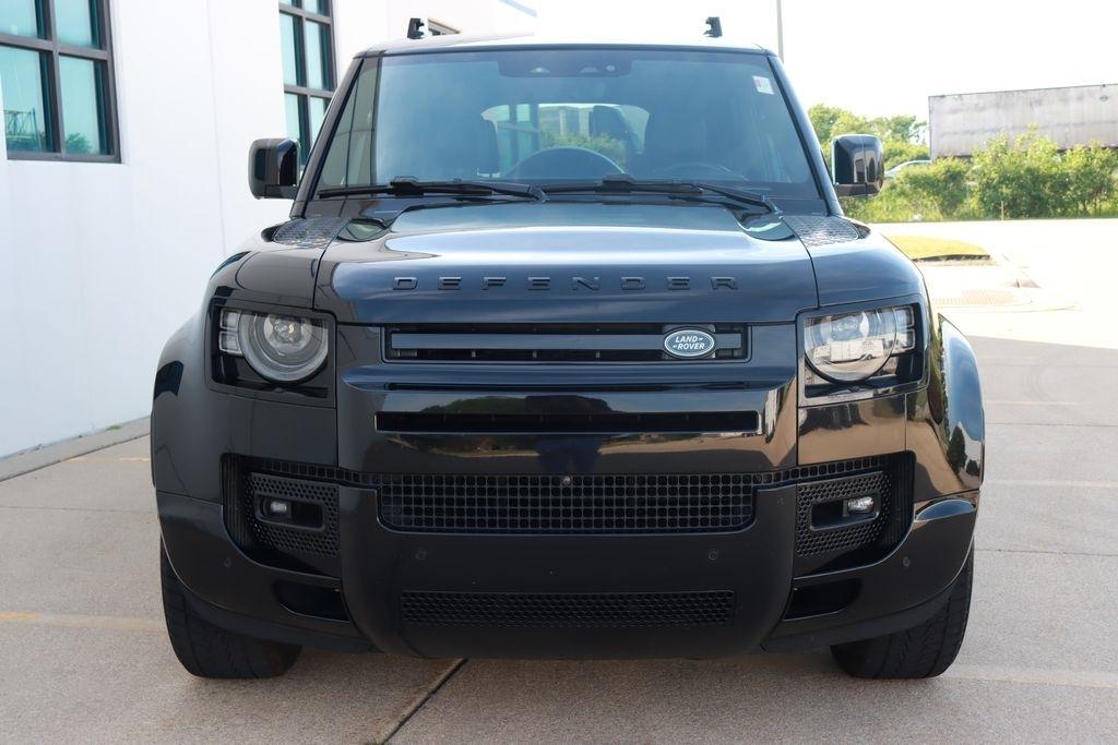 Land Rover Defender  2024