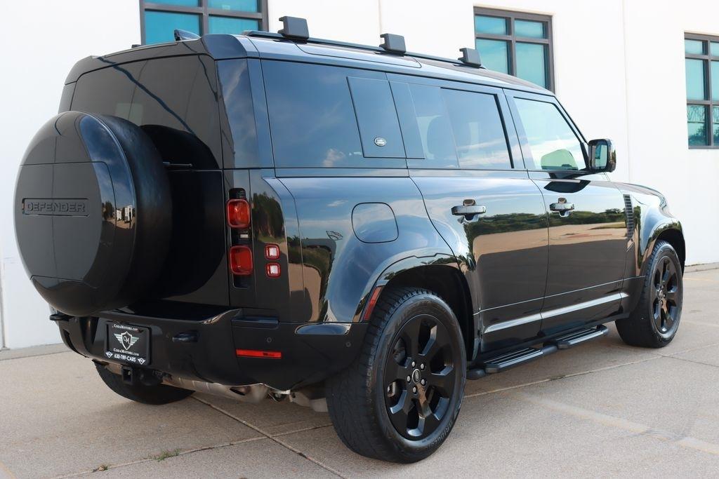 Land Rover Defender  2024