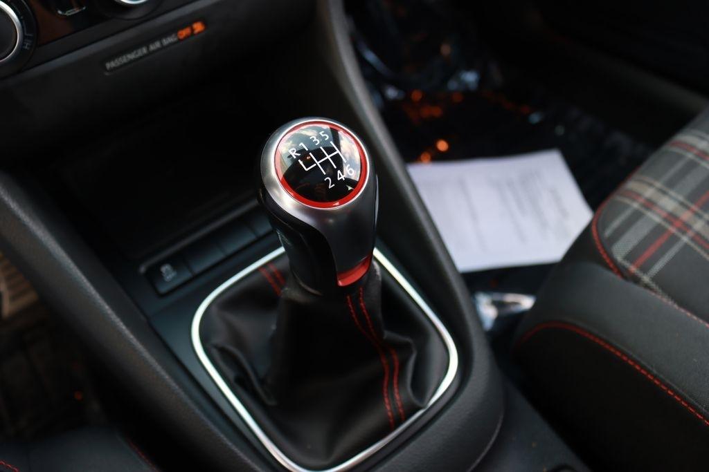 Volkswagen GTI  2011