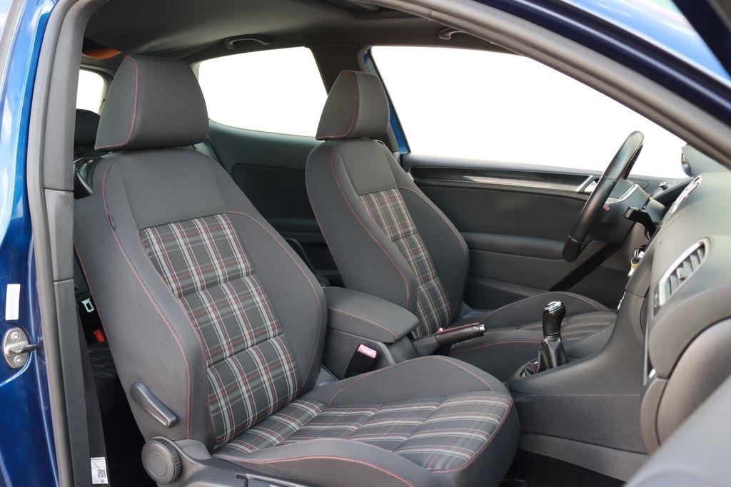 Volkswagen GTI  2011