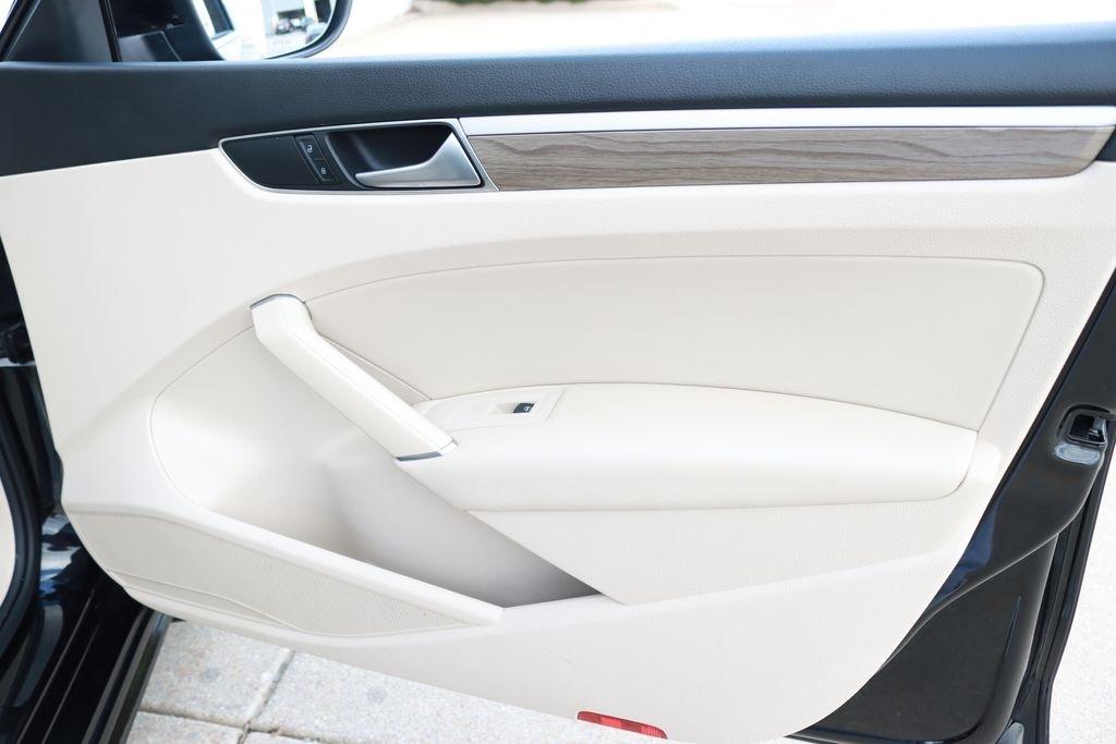 Volkswagen Passat  2016